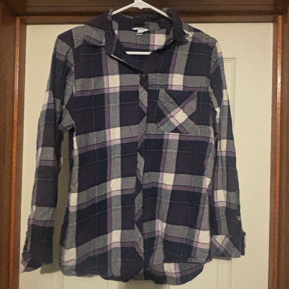 Sonoma Navy and Pink Plaid Button Down Shirt